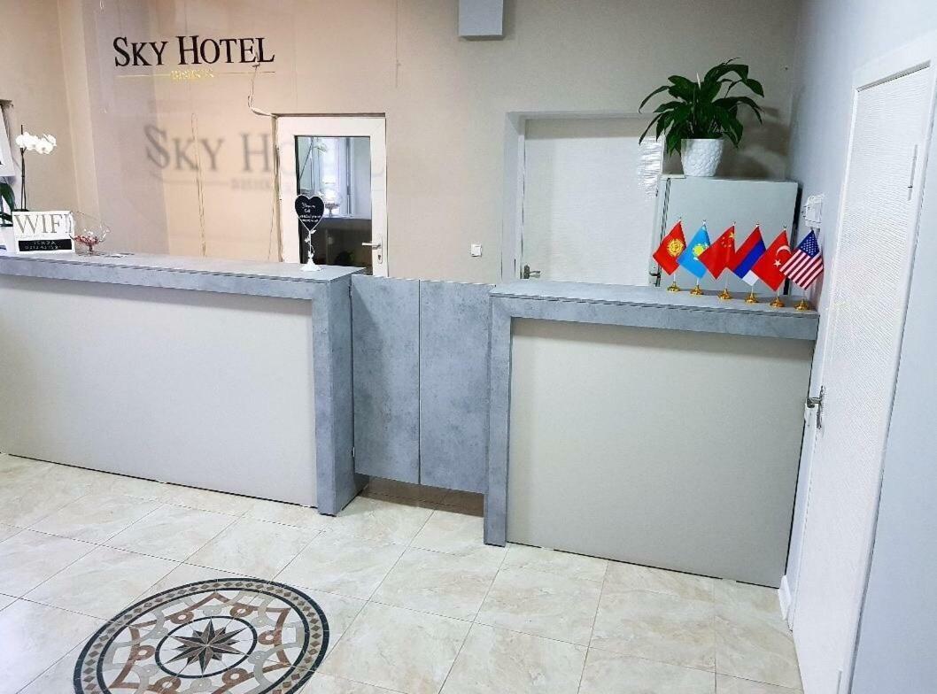 Sky Hotel بيشكيك المظهر الخارجي الصورة