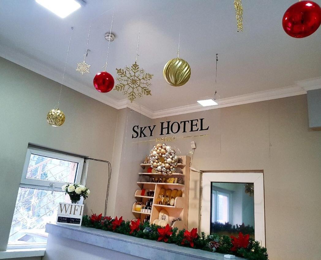 Sky Hotel بيشكيك المظهر الخارجي الصورة